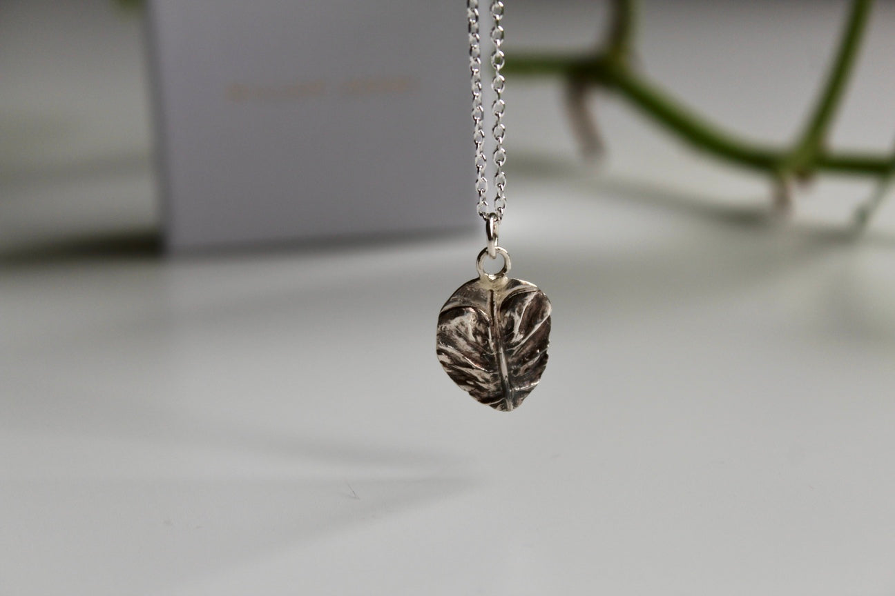 Collana Bouganvillea