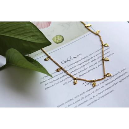 Collana Leaves